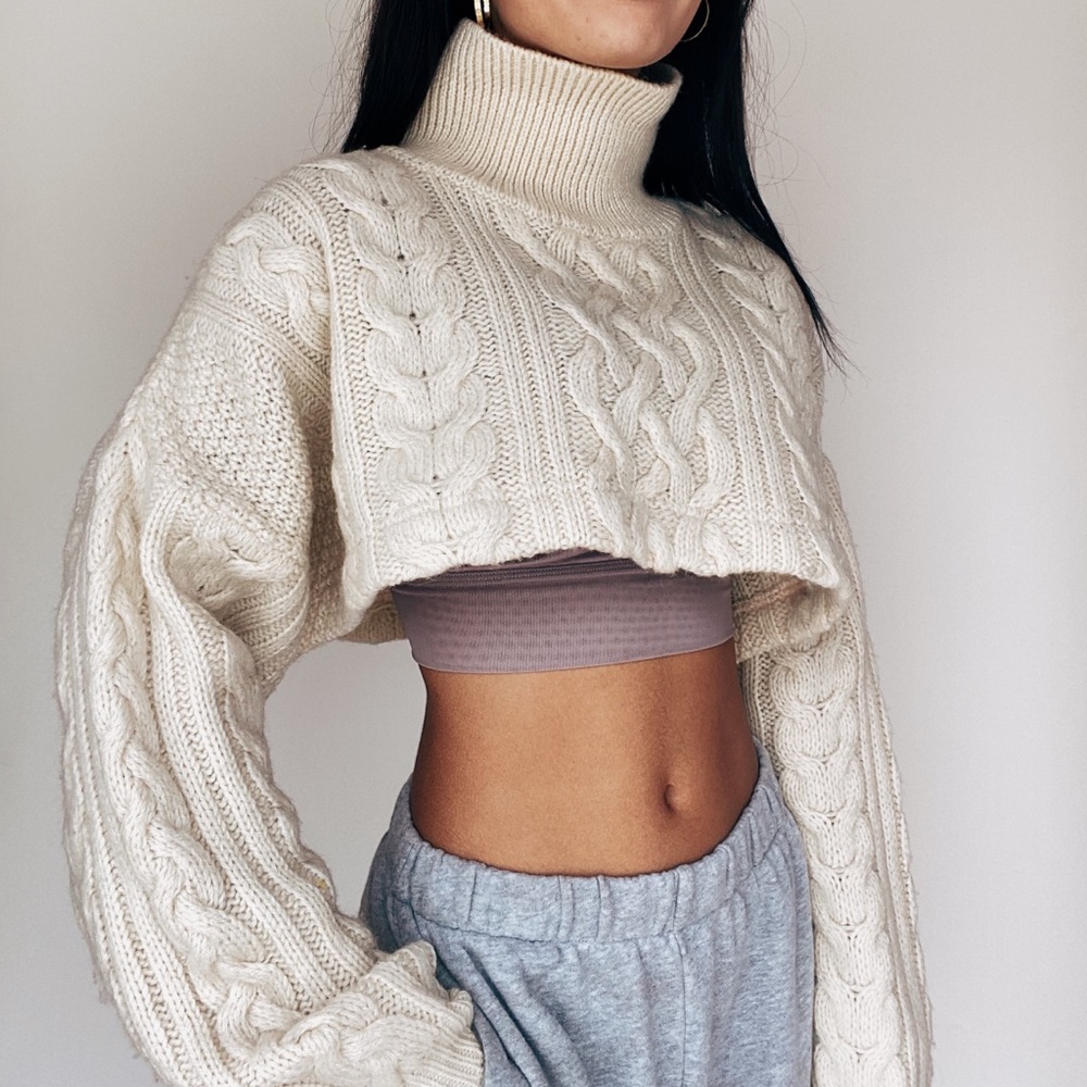 Vintage Cropped Turtleneck Sweater